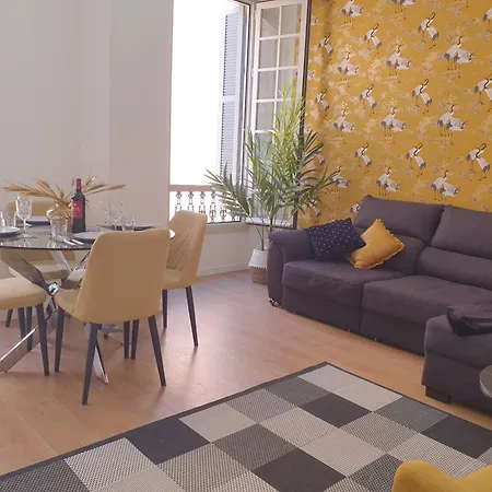 Beautiful Historic Center Apt! Apartment *