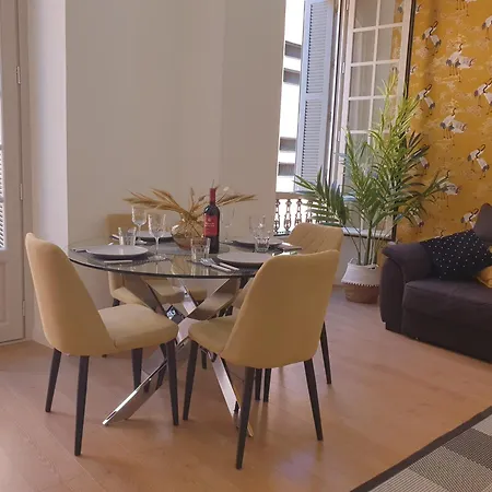 Apartment Beautiful Historic Center Apt! *